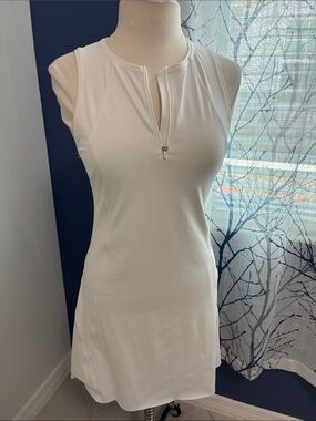 Athleta Women’s White Sleeveless Zip-Front Performance Dress
